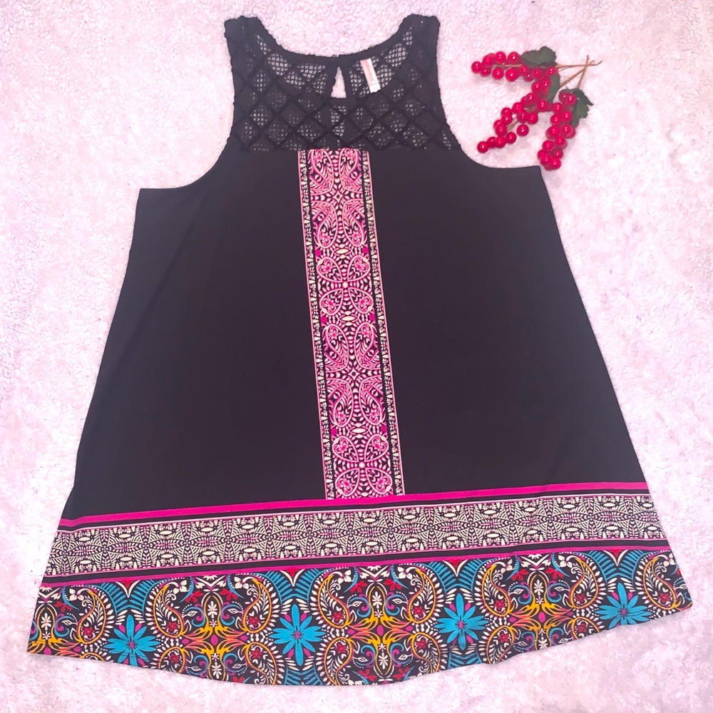 Black Sleeveless Dress